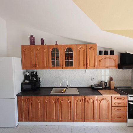 Vikeli Apartman Trogir Kültér fotó