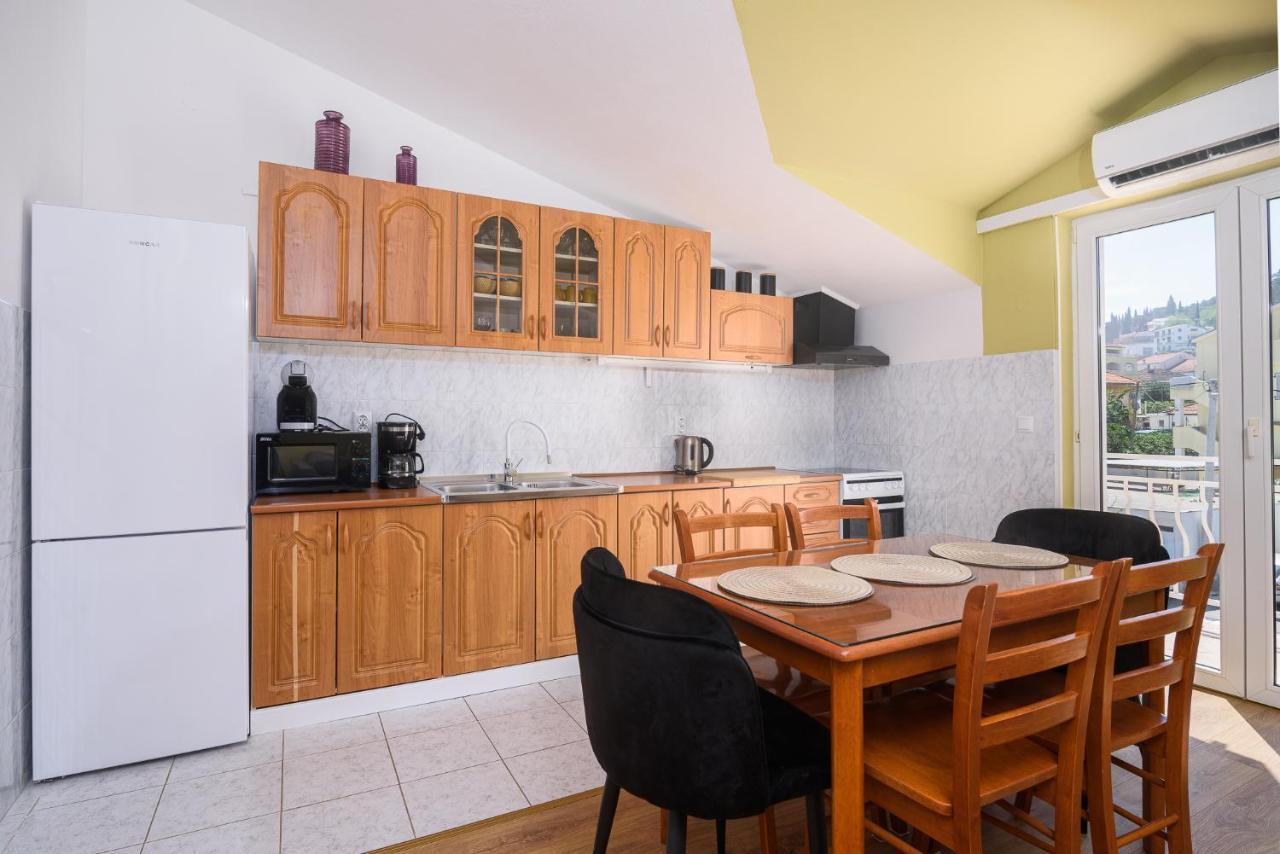 Vikeli Apartman Trogir Kültér fotó