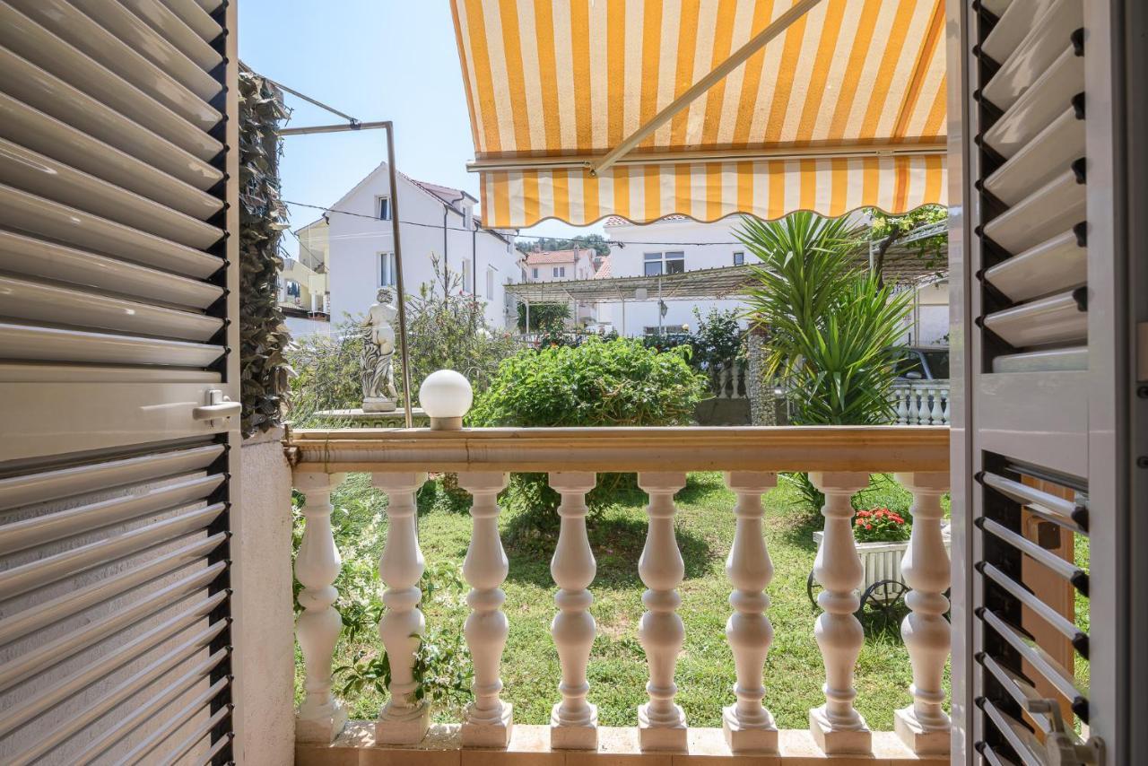 Vikeli Apartman Trogir Kültér fotó