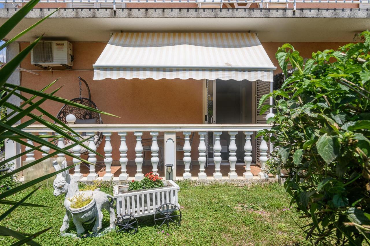 Vikeli Apartman Trogir Kültér fotó